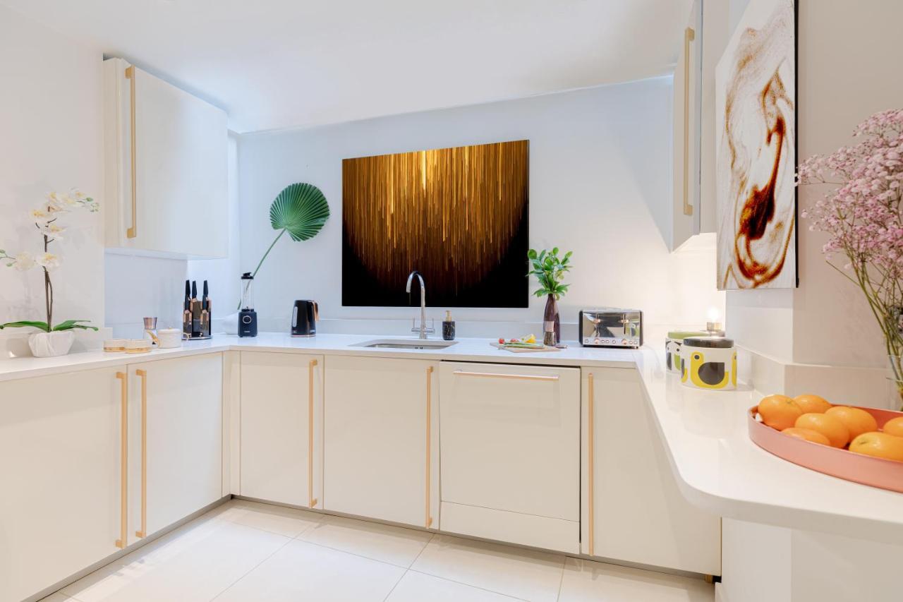 Explore The Most Exquisite West-End From A Harrods Family And Couple Home London Kültér fotó