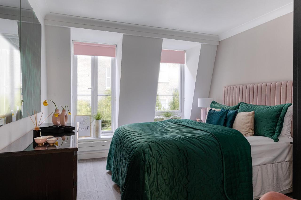 Explore The Most Exquisite West-End From A Harrods Family And Couple Home London Kültér fotó
