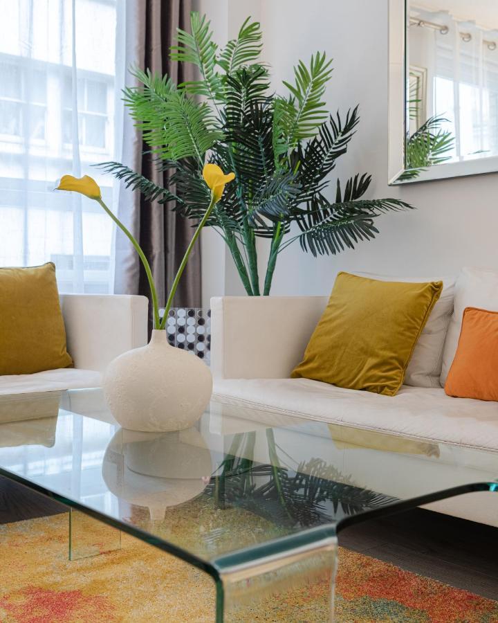 Explore The Most Exquisite West-End From A Harrods Family And Couple Home London Kültér fotó